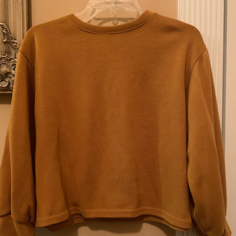 MUSTARD CROPPED CREW NECK